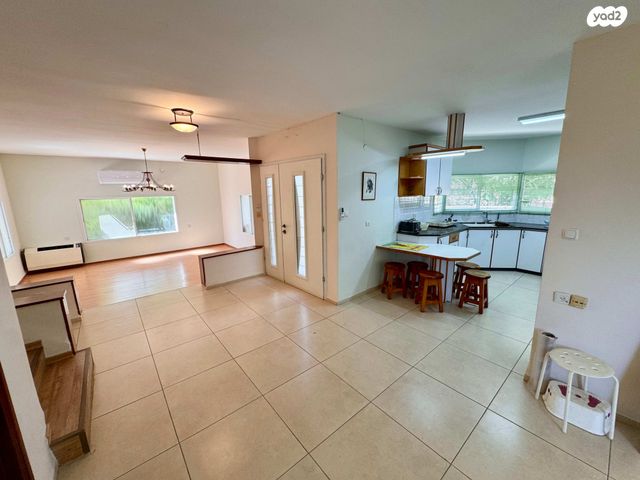 בית פרטי/ קוטג', גזית, גילון