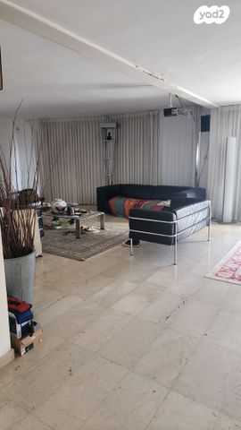 בית פרטי/ קוטג', האלמוגים, רובע ד', אשדוד