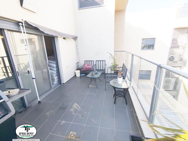 דירה, אנפה, הרכס, עתלית