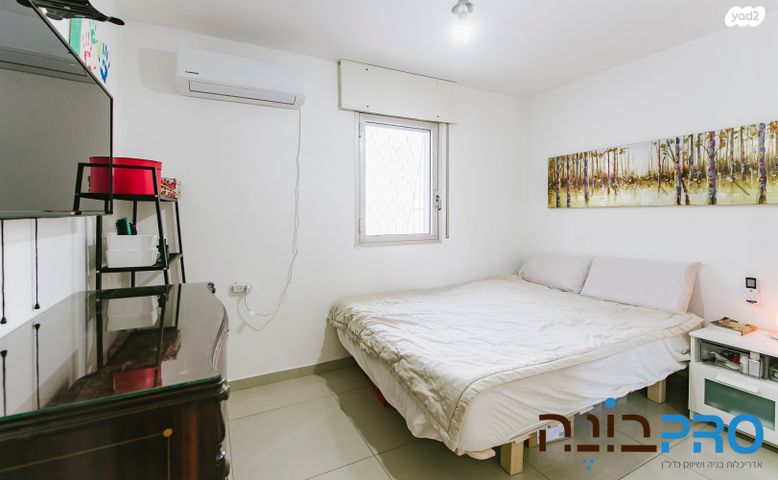 דירה, יהושע גיבשטיין, מישור הנוף, ראשון לציון