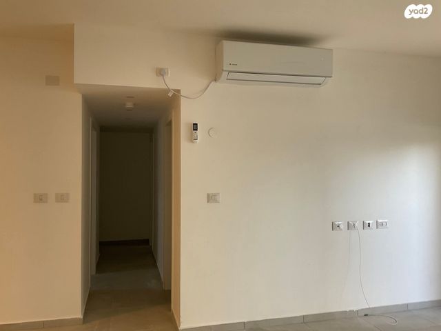 דירת גן, ליבנה 32, יצחק שמיר, נהריה