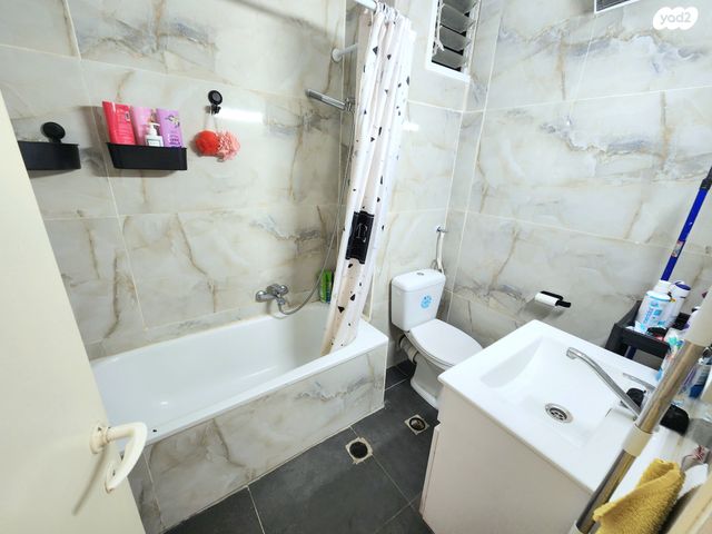 דירה, זאב בנין 13, נווה פז, חיפה