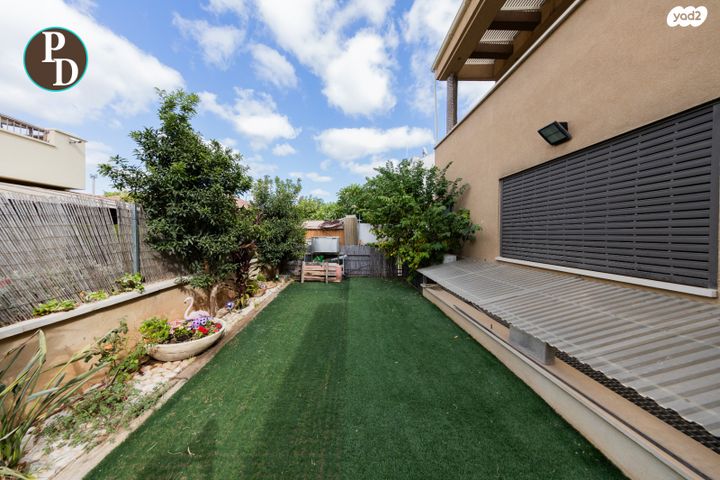 בית פרטי/ קוטג', האלה, פרדסיה, פרדסיה