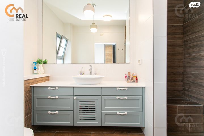 דירה, שדרות יצחק שמיר, גלי כרמל, טירת כרמל