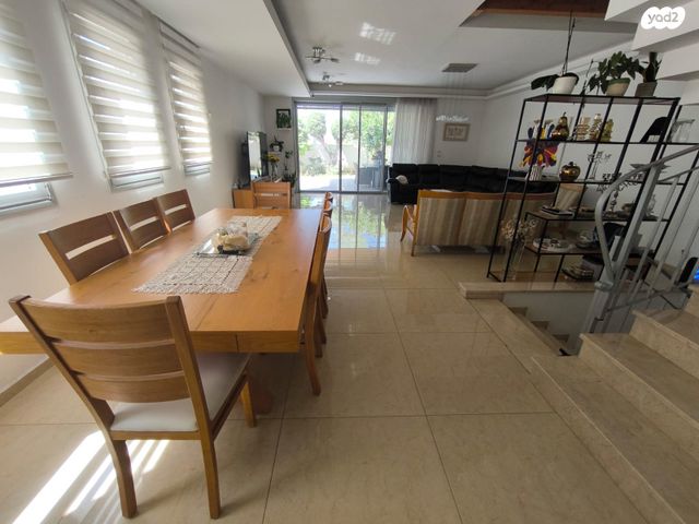 בית פרטי/ קוטג', רבי יוסף בוכריץ, נחלת יהודה, ראשון לציון