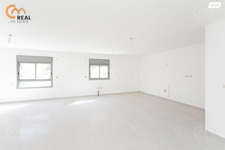 דירת גן, אהוד, שמבור, חיפה