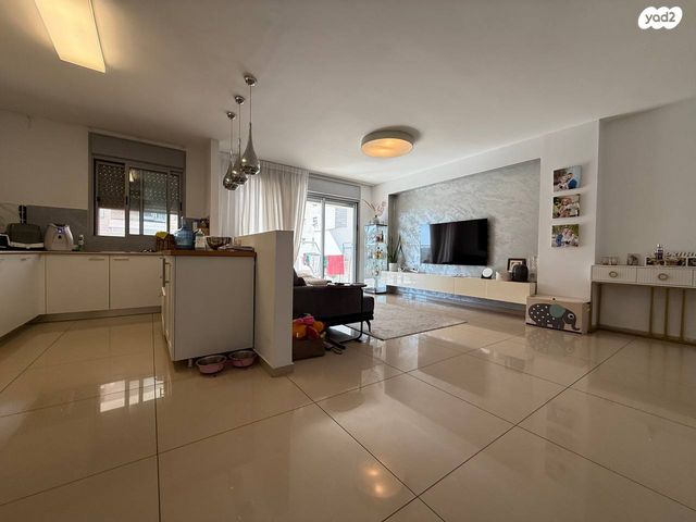 דירה, ההתיישבות, מרום ראשון, ראשון לציון