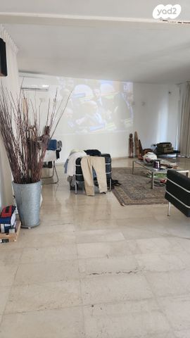 בית פרטי/ קוטג', האלמוגים, רובע ד', אשדוד