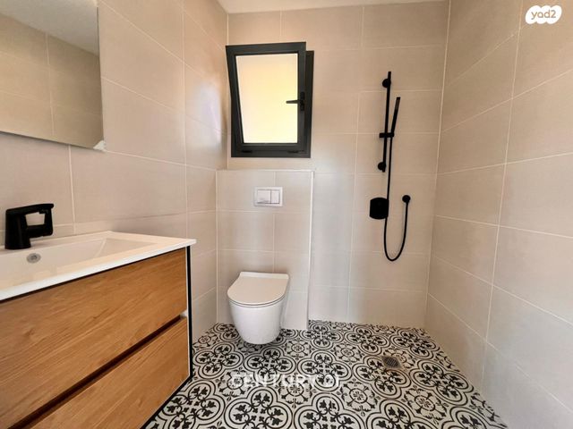 דירה, שדרות בן צבי, נחלאות, שערי חסד, ירושלים