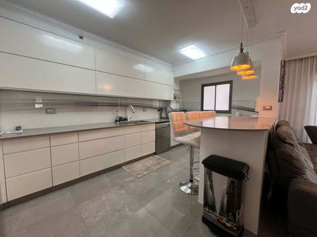 דירה, פרדס חנה כרכור