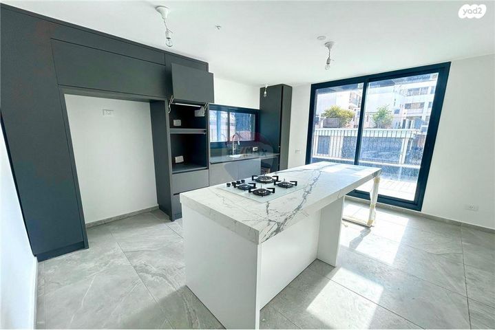 גג/ פנטהאוז, ויטל 23, פלורנטין, תל אביב יפו