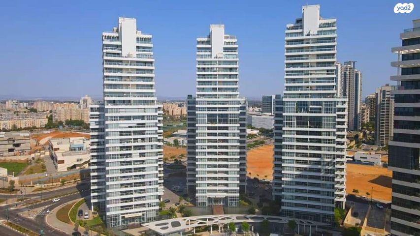 דירה, עוזי חיטמן 3, עיר ימים, נתניה