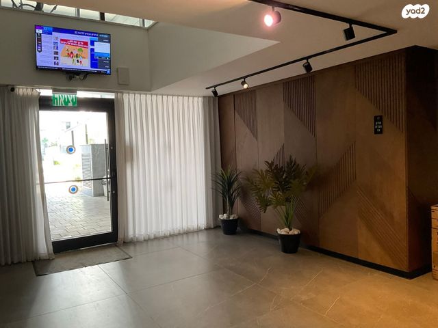 דירת גן, ליבנה 32, יצחק שמיר, נהריה