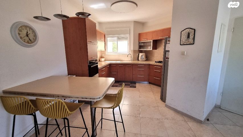 דירה, גבעת כלניות, יקנעם עילית