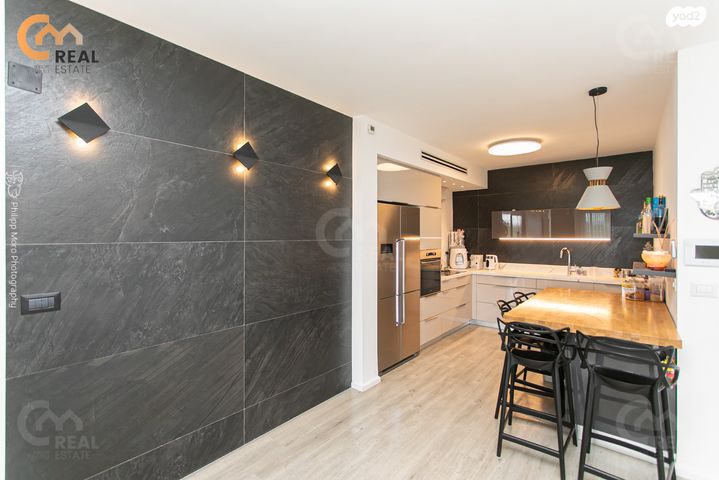 דירה, שדרות יצחק שמיר, גלי כרמל, טירת כרמל