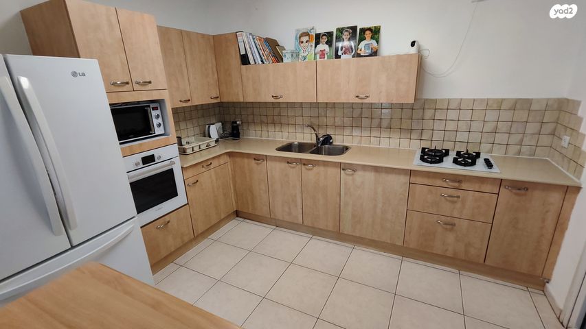 דירה, הרימון, גבעת שמואל