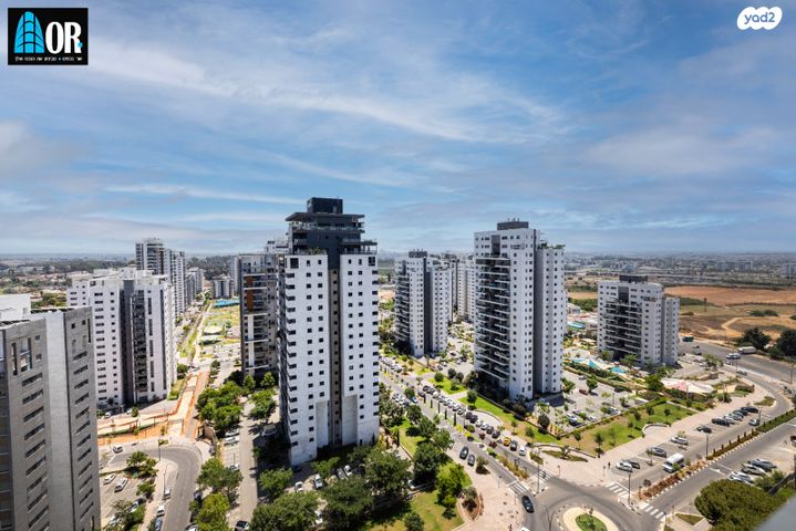 גג/ פנטהאוז, אודם, צמרות המושבה, באר יעקב