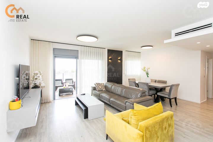 שדרות יצחק שמיר 