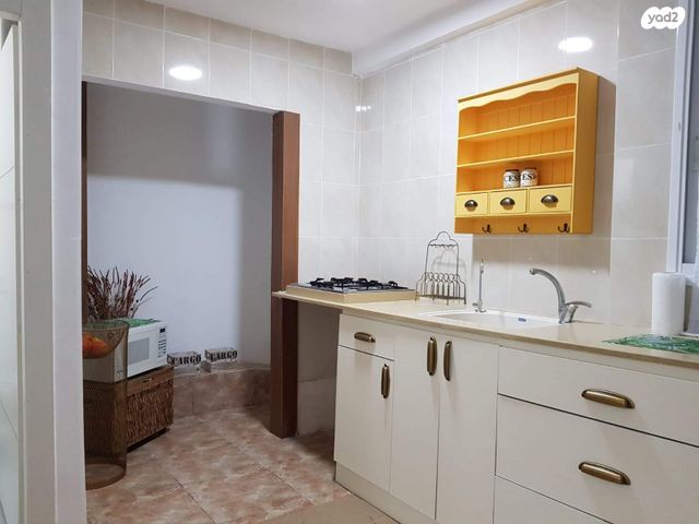 דירה, דרך הארבעה, עכו