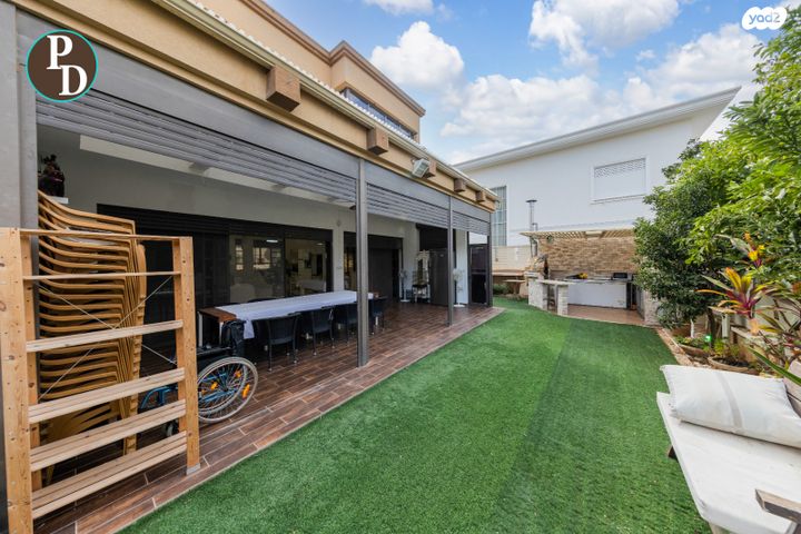 בית פרטי/ קוטג', האלה, פרדסיה, פרדסיה