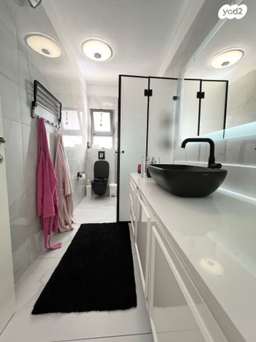 דירה, פרדס חנה כרכור