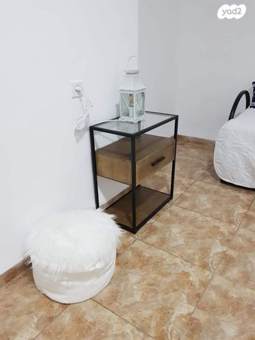 דירה, דרך הארבעה, עכו