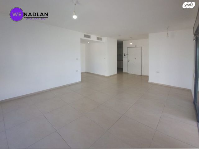 דירה, החורש, חריש