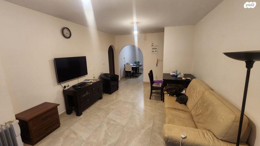 דירה, ישי, גבעת חנניה, אבו תור, ירושלים