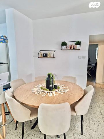 דירה, שדרות גולדה מאיר 22, קרית נורדאו, נתניה