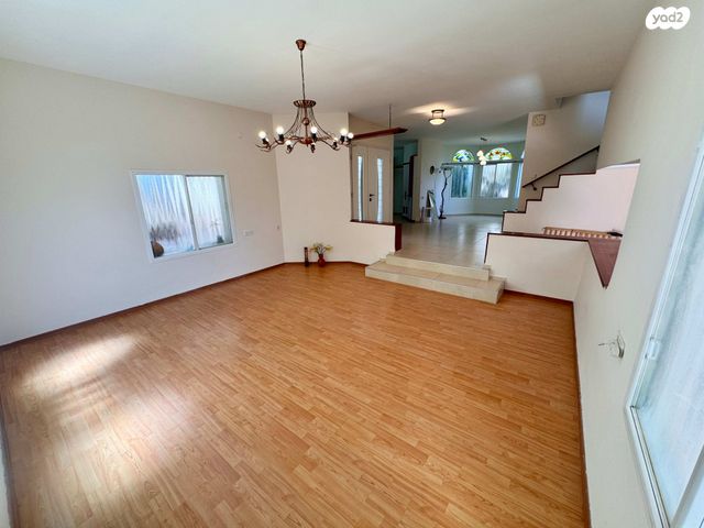 בית פרטי/ קוטג', גזית, גילון