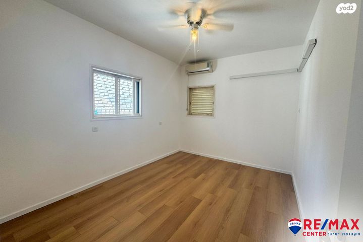 דירה, יחזקאל דנין, לב העיר, בת ים