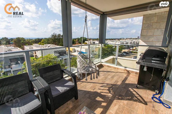 דירה, שדרות יצחק שמיר, גלי כרמל, טירת כרמל