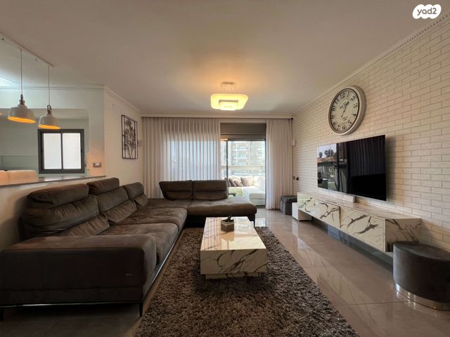 דירה, פרדס חנה כרכור