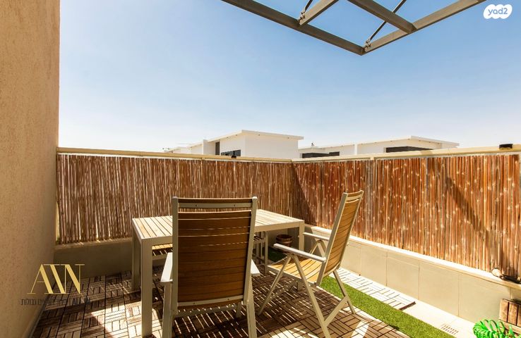 גג/ פנטהאוז, דימונה