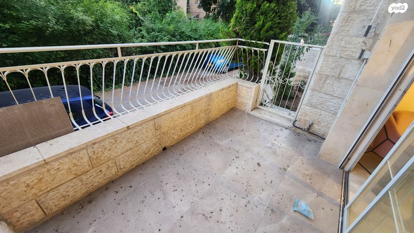 דירה, ישי, גבעת חנניה, אבו תור, ירושלים