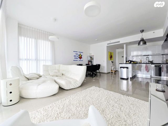 דירה, עוזי חיטמן 3, עיר ימים, נתניה