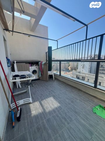 גג/ פנטהאוז, מבוא הכרכום, רובע ח', אשדוד