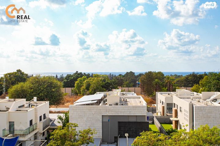 דירה, שדרות יצחק שמיר, גלי כרמל, טירת כרמל