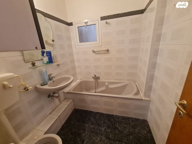 דירה, שער הגיא, שכונה ט', באר שבע