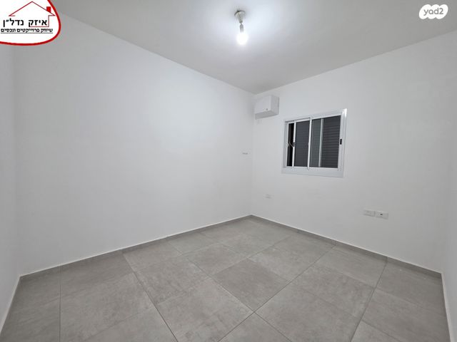 דירה, צבי הירש קלישר, מחנה יהודה, פתח תקווה