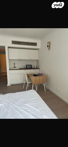 דירה, דוד אלעזר 10, חוף הכרמל, חיפה