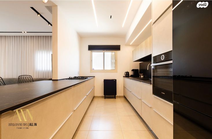 גג/ פנטהאוז, דימונה