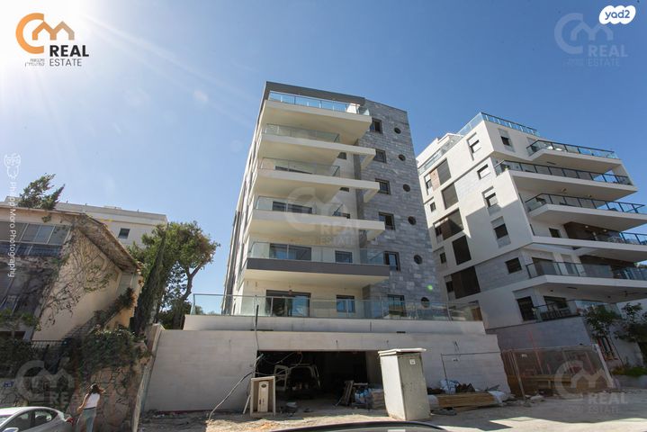 דירת גן, אהוד, שמבור, חיפה