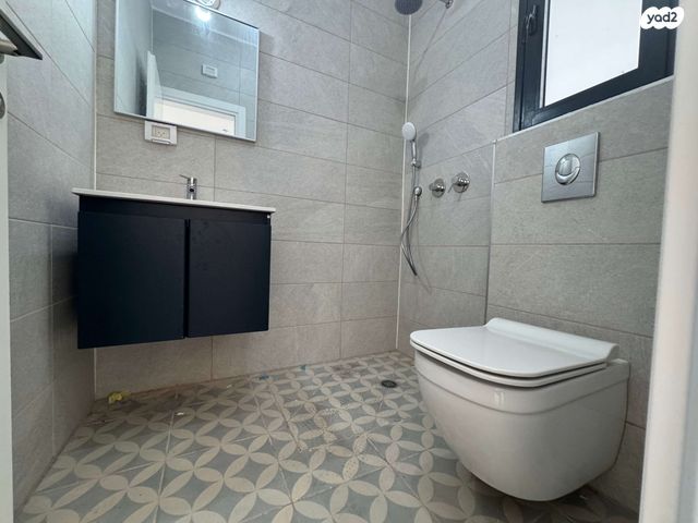 דירה, אוסישקין, מרכז העיר דרום, נתניה