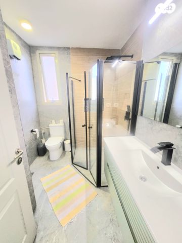 דו משפחתי, גן יבנה מערב, גן יבנה