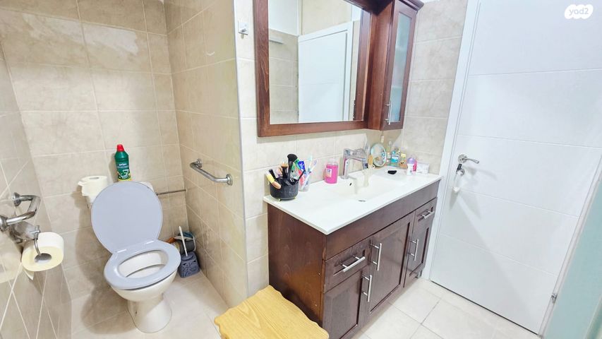 דירה, השושנים, אשכול, כרמיאל