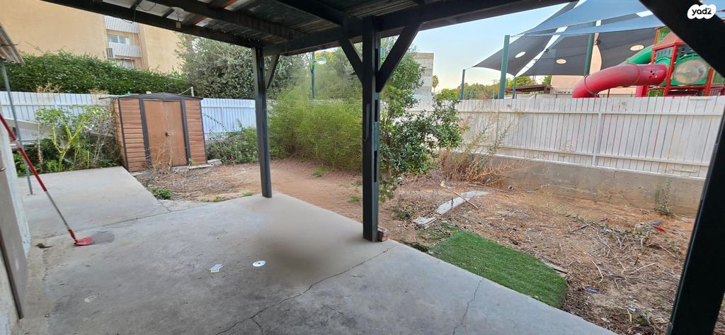 דירת גן, שדרות וייצמן, נתיבות