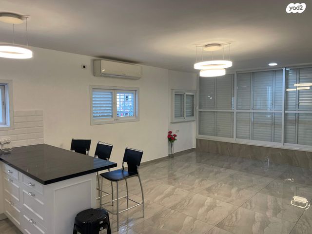 דירה, דניאל, ניצנה, בת ים