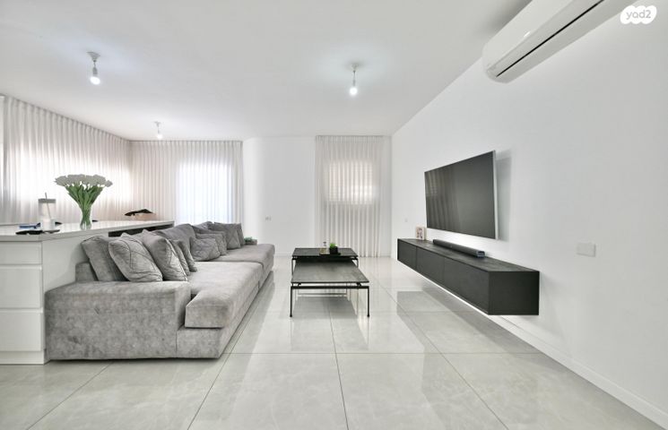 דירה, שעריים, רחובות