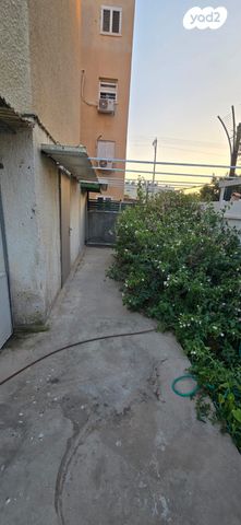 דירת גן, שדרות וייצמן, נתיבות